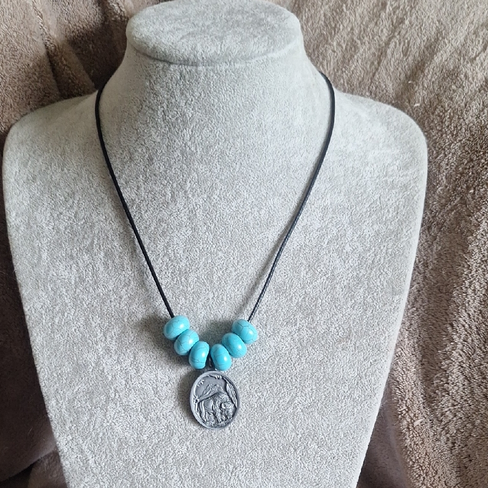 Turquoise Beaded Necklace with Silver Pendant Nwot